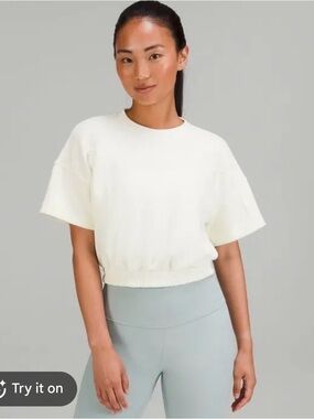 lululemon athletica Cropped Crewneck Sweatshirt in lemon sorbet softstreme